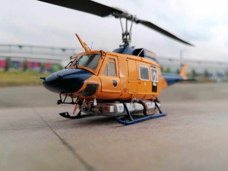 Bell 214B-1 McDermott Aviation Photo 2